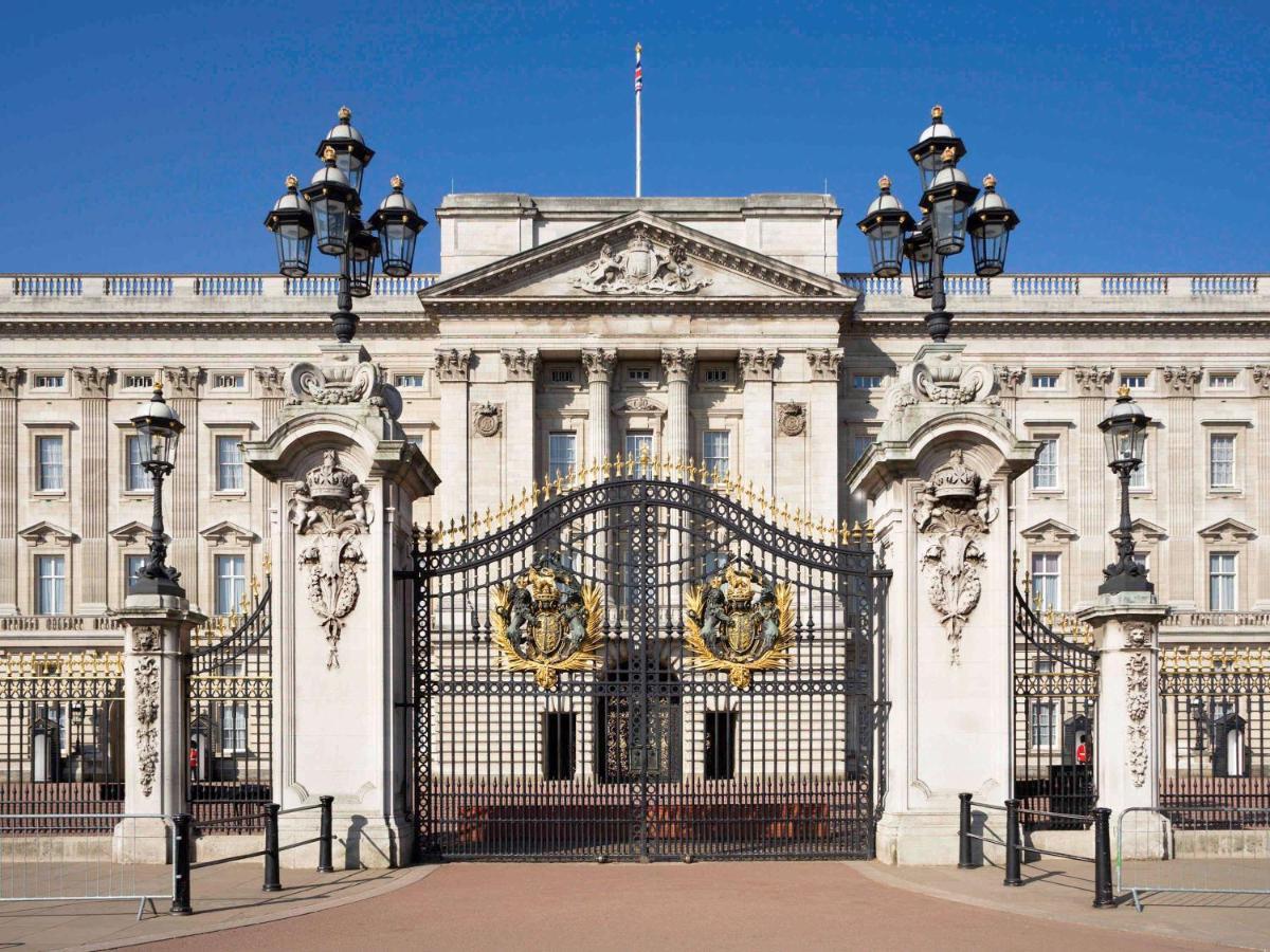 Mercure London Kensington Hotel Exterior photo