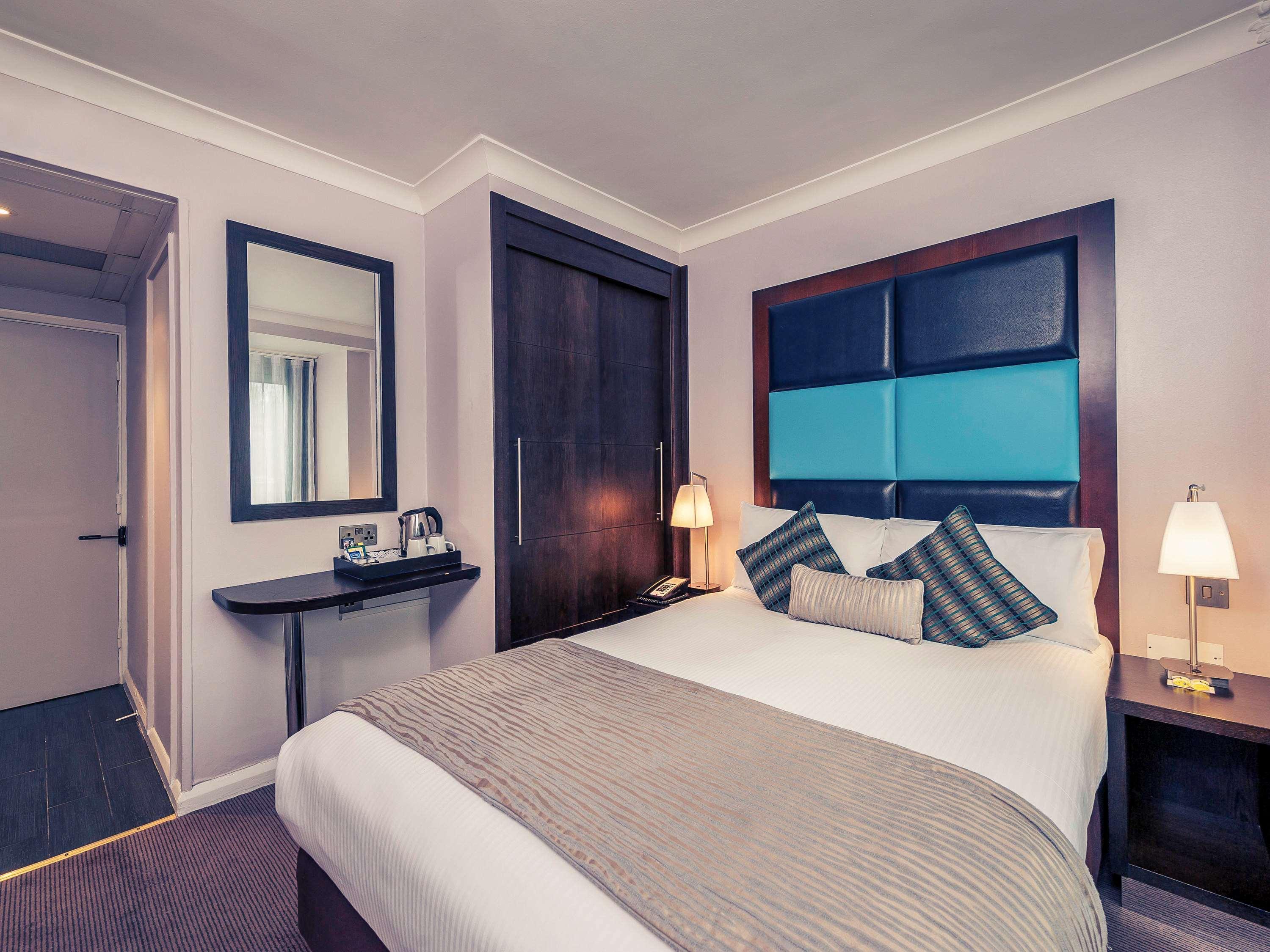Mercure London Kensington Hotel Exterior photo