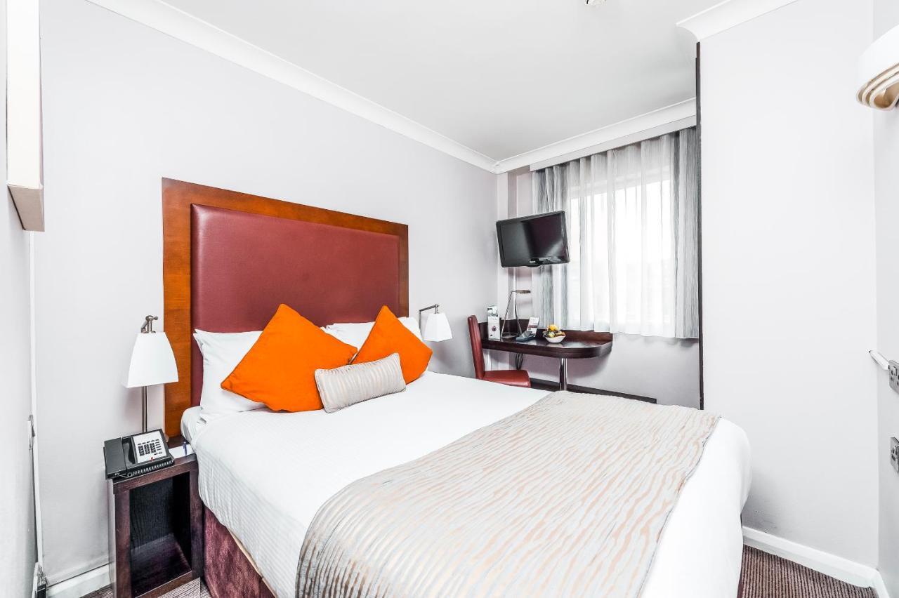 Mercure London Kensington Hotel Exterior photo